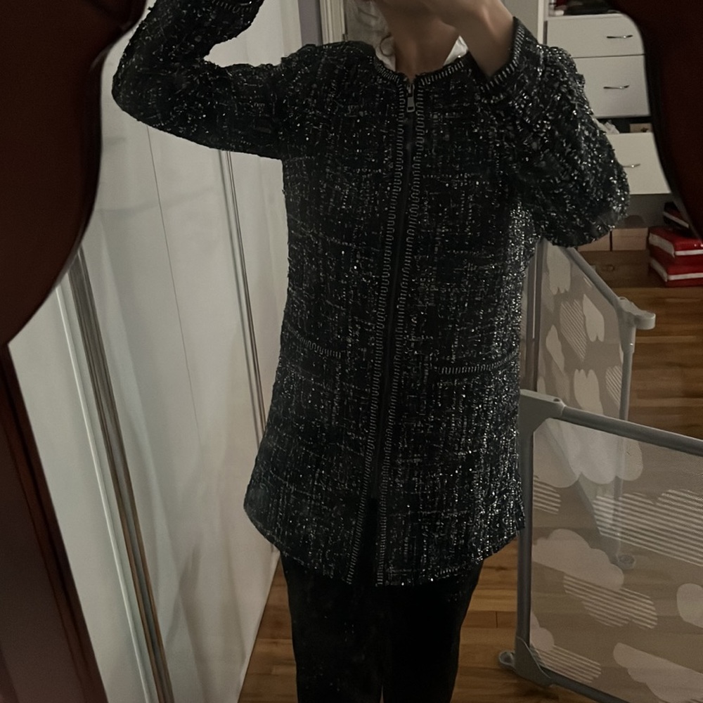 Tweed Coat With Subtle Sequin - image 4